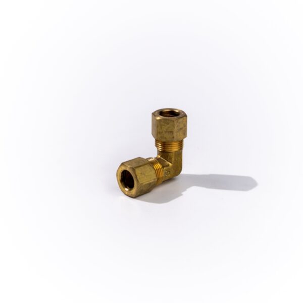 03 BRASS COMP UNION 90