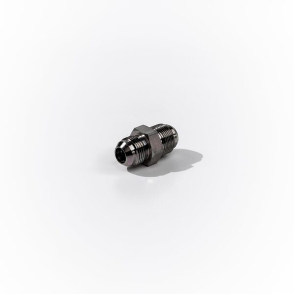 12MJ-30X1.5 MALE KOMATSU - Image 4