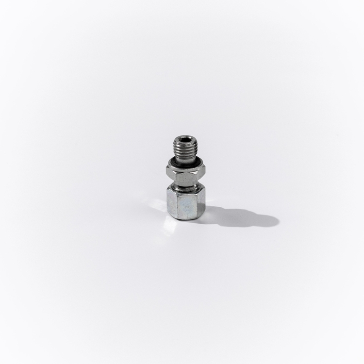 S25(36X2.0)-33MM MALE STUD CPLG