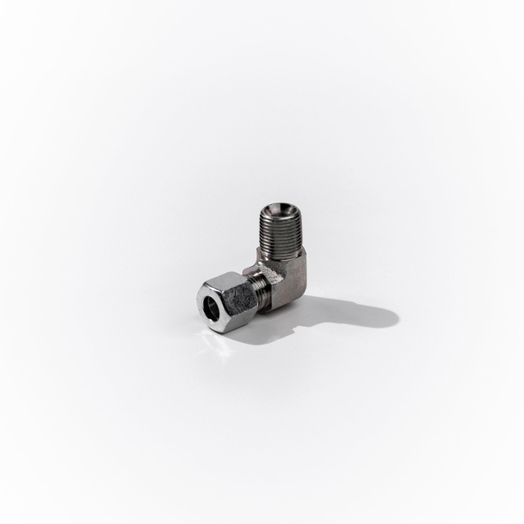 L22(30X2.0)-12NPT MALE STUD 90