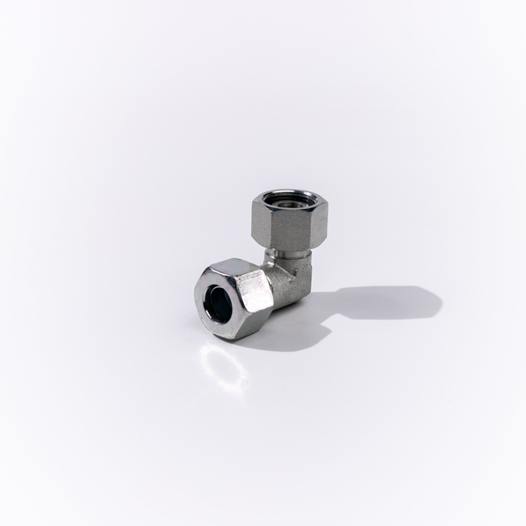 L08(14X1.5) SWIVEL 90
